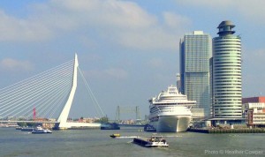 Erasmus Bridge and Crown Princess_Rotterdam Harbour